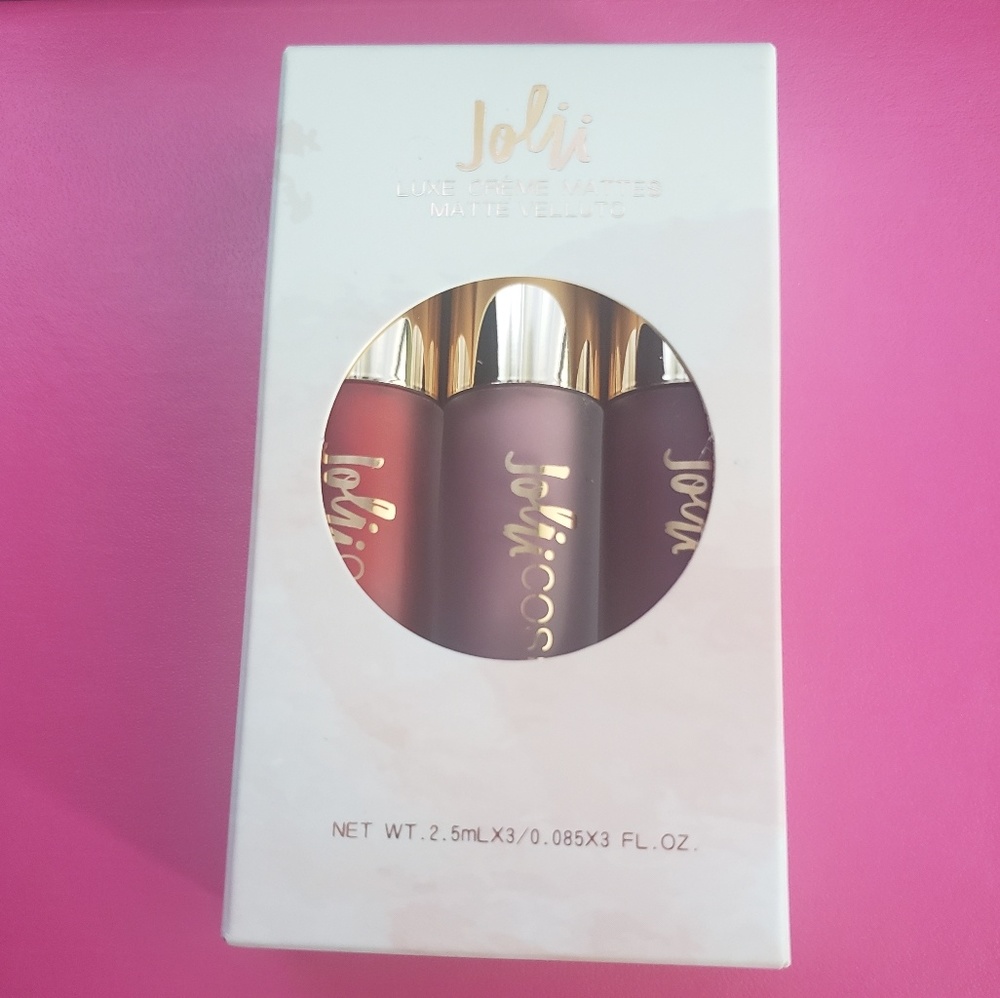 Luxe Crème Matte Lipsticks (3)